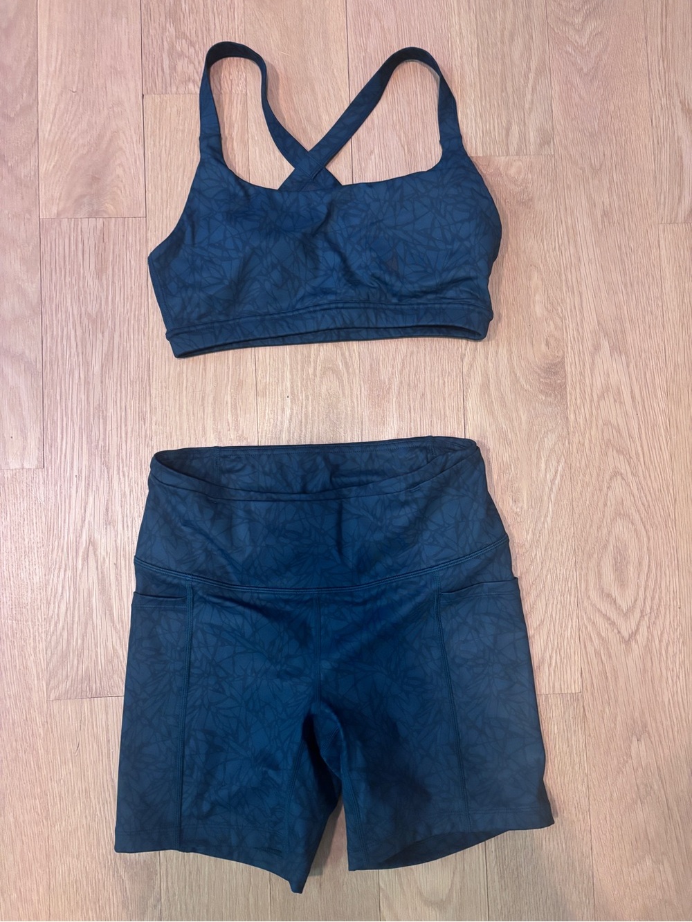 Oiselle Sports Bra and Shorts set, XS